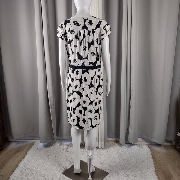 New York & Company Women's Floral Faux Wrap Dress Black White Cap Sleeve Size L - Picture 4 of 12